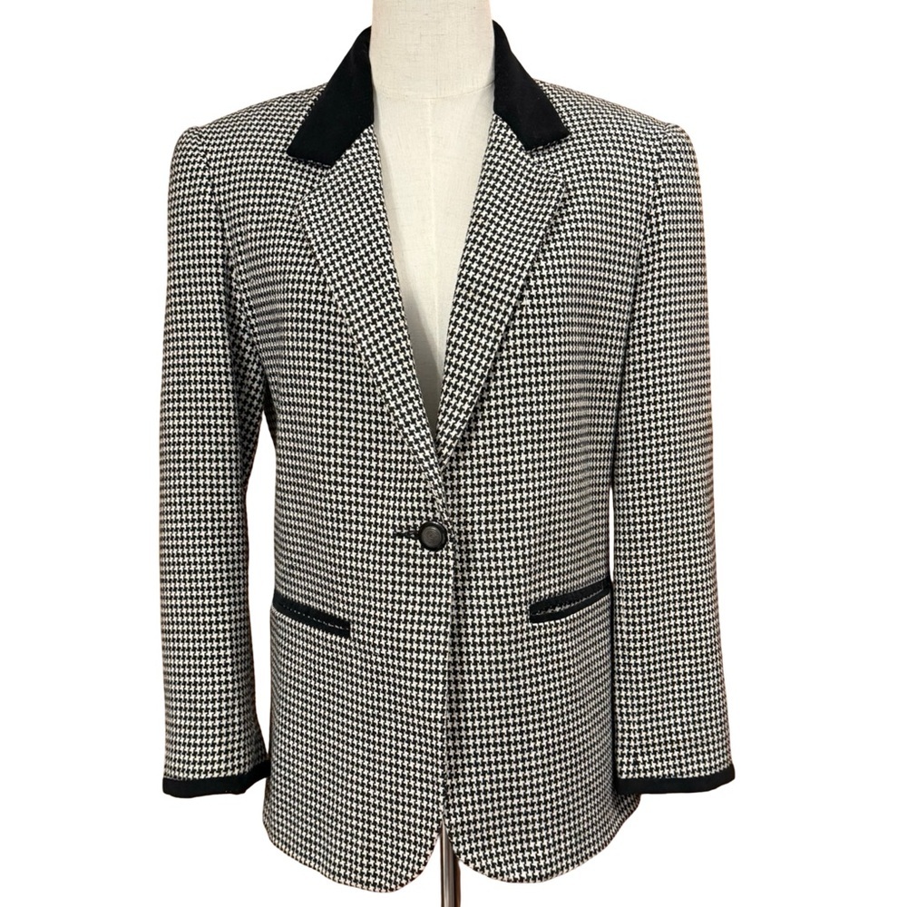 Vintage Black And White Herringbone Blazer With Velvet Accents Size 6P